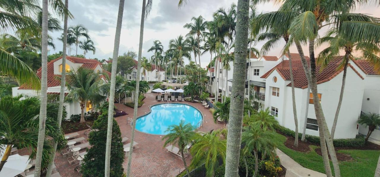 Dharma Home Suites Dania Beach At Sheridan Ocean Club Dış mekan fotoğraf